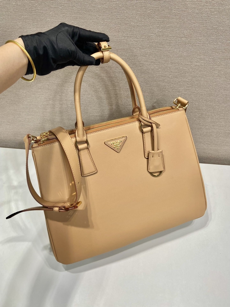 Pra*a top handle bags